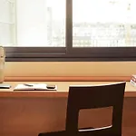 ホテル アイビス ル ピュイ アン ヴレ センター 3*