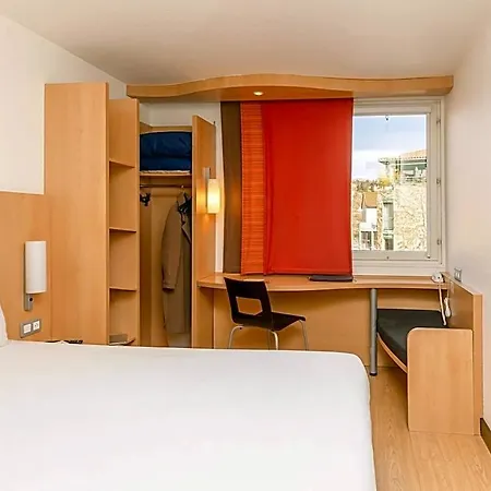 Ibis Centre Otel 3*