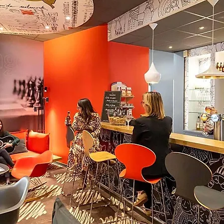 Ibis Centre 3*