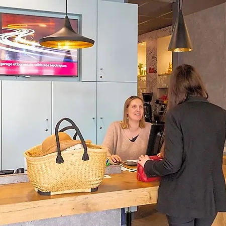 Hotel Ibis Centre 3*